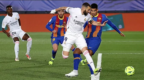 ريال مدريد وبرشلونة في كلاسيكو جديد غدًا