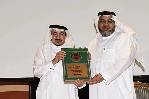 نادي الإحساء الأدبي يكرم الزميل أحمد المبارك