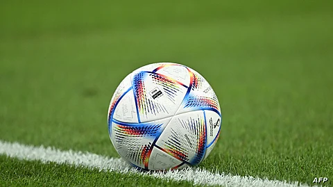 مصنوعة يدوياً في دولة إسلامية.. 8 حقائق غريبة عن الكرة التي يلعب بها في كأس العالم الآن