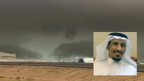 موثّق فيديو "سحابة جدة الخضراء" يكشف لـ"سبق" تفاصيل مثيرة عن نشوئها