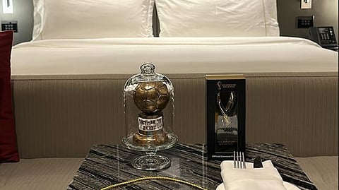 استقبال مفاجئ في غرفة نيمار بالدوحة