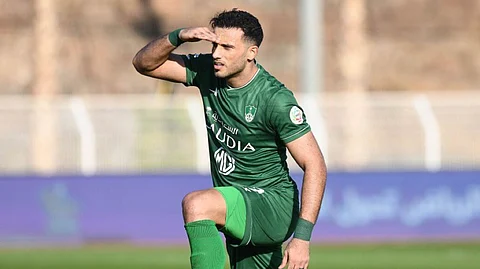 اللاعب عمر السومة