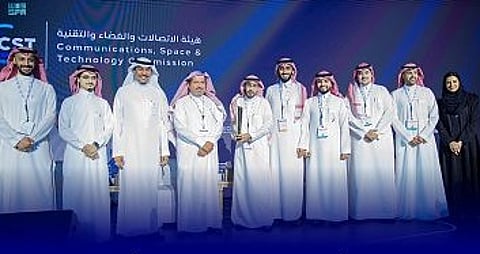 "هيئة الاتصالات" تحصد جائزة أفضل مكتب إدارة مشاريع في قمة PMO Summit