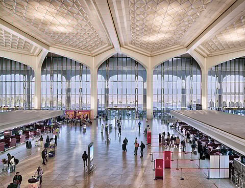 مطار الملك فهد.. نقطة انطلاق الجماهير لمونديال كأس العالم 2022