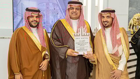 محافظ حفر الباطن يدشن فندق "ساس للأجنحة الفندقية"