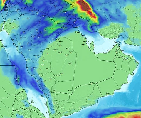 يعقبها انخفاضٌ للحرارة.. "الحصيني": حالة ممطرة تبدأ غداً وتؤثر في هذه المناطق