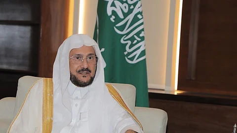 وزير الشؤون الإسلامية والدعوة والإرشاد، الشيخ الدكتور عبداللطيف بن عبدالعزيز آل الشيخ