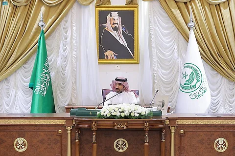 وزير الموارد البشرية والتنمية الاجتماعية أحمد بن سليمان الراجحي