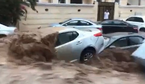 بعد 11 سنة.. كارثة سيول جدة تتكرر من جديد.. أين الوعود؟ ومتى نتعلم الدروس؟ ومن المسؤول الحقيقي؟