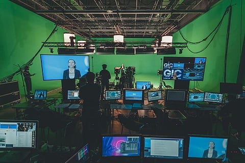 مؤتمر التأثير العالمي يناقش الممارسات والتجارب في تطوير التعليم