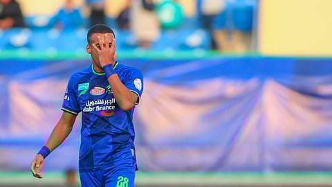 في الجولة العاشرة من دوري روشن وبرباعية.. الفتح يذيق الشباب أول خسارة