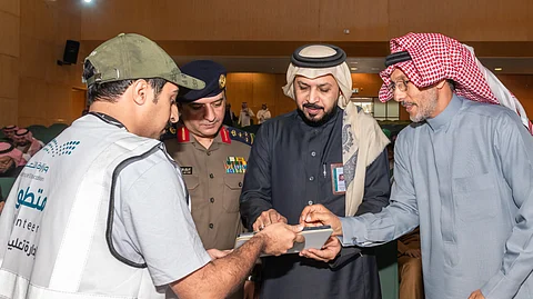 تعليم عسير يحتفل باليوم العالمي للتطوع