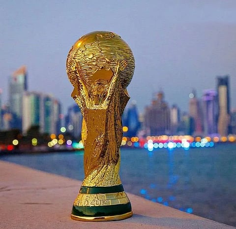 طائرات حربية وزواج وطلاق.. أغرب التصرفات في مونديال 2022