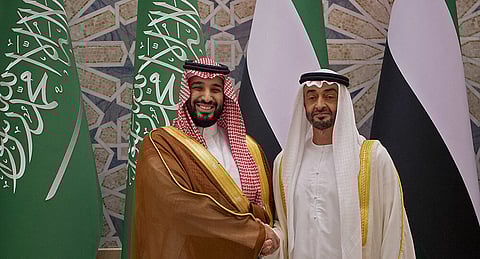 بقيادة ولي العهد ورئيس الإمارات.. الإعلان عن نجاح الوساطة السعودية الإماراتية المشتركة بشأن الإفراج وتبادل مسجونين بين أمريكا وروسيا
