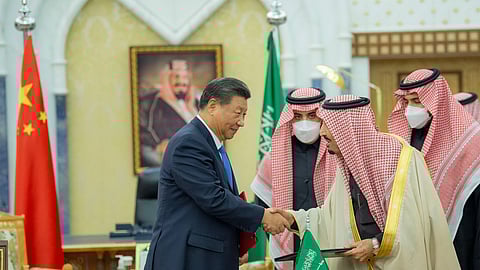 خادم الحرمين يستقبل رئيس جمهورية الصين الشعبية.. بحضور ولي العهد
