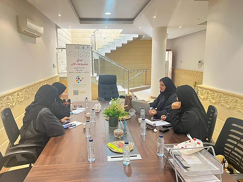 جمعية نساء المستقبل وملتقى سيدات الفكر خلال توقيغ الاتفاقية