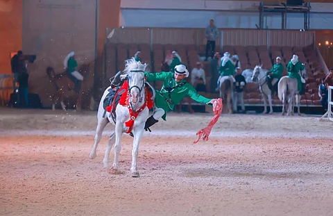 شاهد.. تتويج "فهد التنهاة" بـ"ذهبية الفحول" في ختام مهرجان الرياض للجواد العربي الأصيل