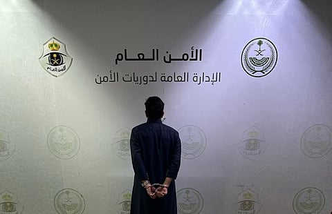 شخص قاد مركبة باتجاه معاكس للسير