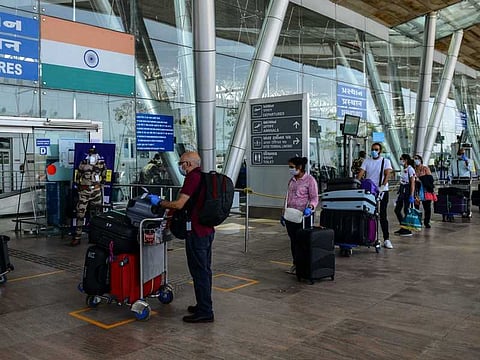 "عوْد على بدء".. الهند تُلزم القادمين إليها من 5 دول بتقديم اختبار "كورونا"