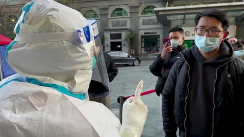 رغم الإصابات اليومية.. بكين تخفف قيود سياسة "صفر كوفيد"