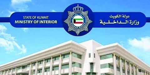 جريمة بشعة في الكويت.. صديق الأم عذّب أطفالها "ضربًا وحرقًا"