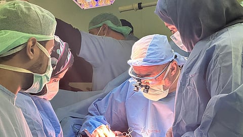 "كبد ورئة وكليتان".. نجاح نقل 4 أعضاء من متوفى دماغياً بالطائف