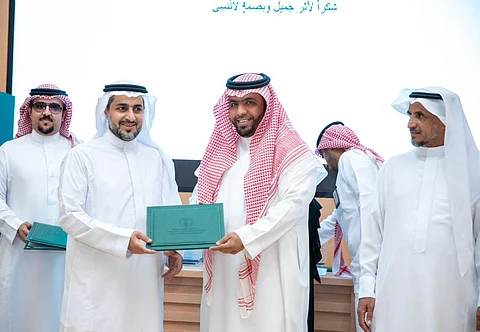 "المشيطي" يكرّم "إرواء" لجهودها فى تقديم خدمات المياه الصالحة للشرب