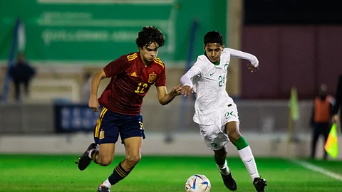 جانب من لقاء المنتخب السعودي للبراعم مع نظيره الإسباني