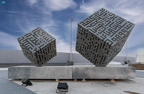 650 فنانًا من أنحاء العالم يتسابقون للمشاركة في "طويق للنحت 2023 "