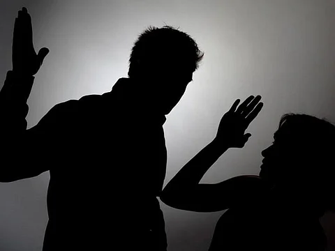 بسبب الحموات.. هذا ما فعله عريس مصري بعروسه في ليلة الزفاف