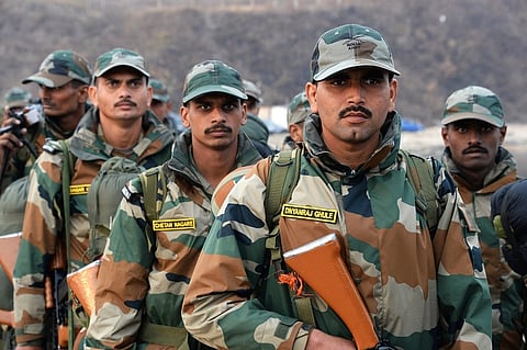 الهند تنشر قواتها بأعداد غير مسبوقة على حدودها مع الصين