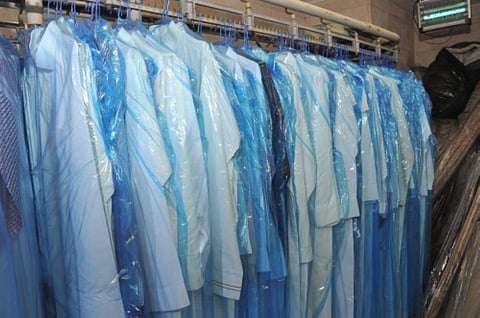 جازان.. مغاسل الملابس ترفع الأسعار 50% وتبرر: "الأمانة سمحت لنا"