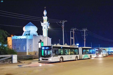 حافلات النقل العام
