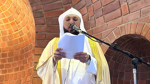 إمام وخطيب المسجد الحرام الشيخ الدكتور ماهر بن حمد المعيقلي