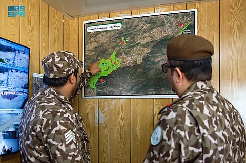 "الحربي" يتفقّد القوة الخاصة للأمن البيئي بـ"سودة عسير"