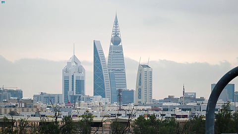 شاهد أجواء الرياض.. السحاب يعانق قمم العاصمة الفاتنة والأمطار تتصدر مشهد التوقعات