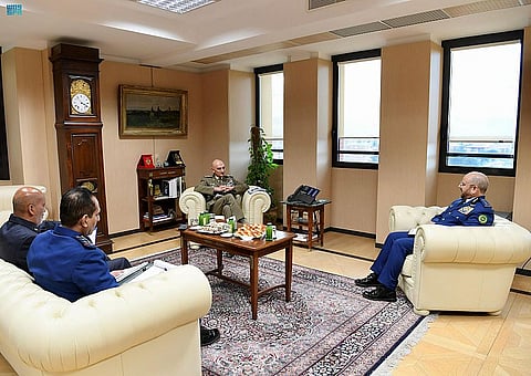 في زيارة رسمية.. رئيس هيئة الأركان العامة يزور إيطاليا ويلتقي عددًا من المسؤولين