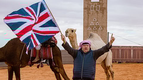 العلم البريطاني يرفرف بمهرجان الملك عبد العزيز للإبل