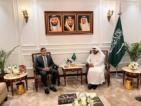 المندوب السعودي الدائم لدى التعاون الإسلامي يستقبل نظيره "الباكستاني"