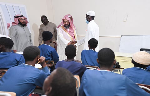 بالصور.. وكيل "الشؤون الإسلامية" يتفقد أقدم معهد إسلامي في غرب إفريقيا