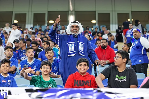 إدارة الهلال توفر حافلات لنقل الجماهير إلى قطر قبل مواجهة الدحيل