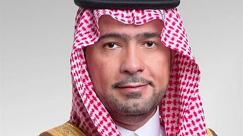وزير الشؤون البلدية والقروية والإسكان ماجد الحقيل
