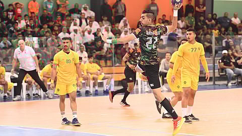 جانب من منافسات الدوري الممتاز لكرة اليد لدرجة الشباب