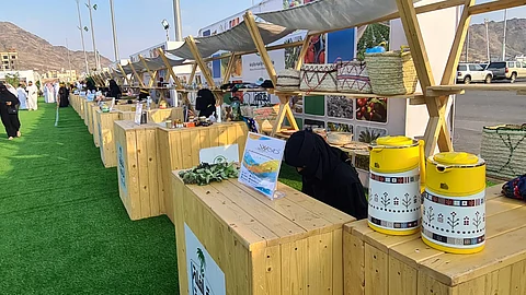 في يومها الثاني.. "القافلة الزراعية الإرشادية" تواصل نشاطها في محايل عسير