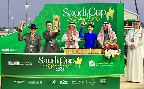 "محمد الفيصل" يتوِّج الفائزين بأشواط سباقات stc في "كأس السعودية"