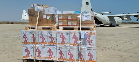 "الإسناد الطبي المشترك" يقدّم 40 طبلية من الأدوية والمستلزمات الطبية لمستشفى تعز