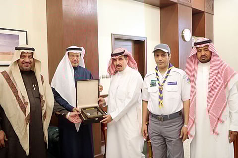 "المسعود" يستقبل مدير وأعضاء "رواد كشافة وادي الدواسر"