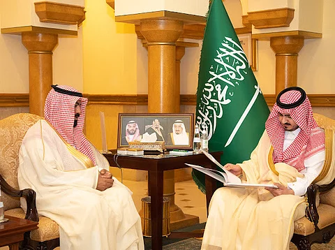 نائب أمير مكة يستقبل مدير عام الأحوال بالمنطقة