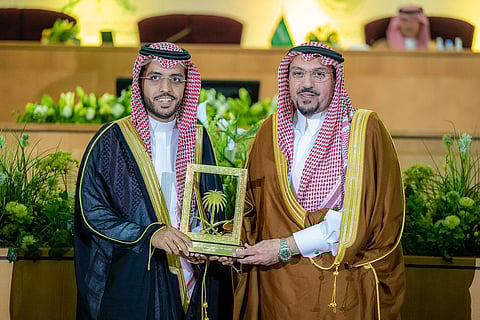 بمسار الاستشارات الطبية.. حساب "الصحة" في تويتر يحصد جائزة صناعة المحتوى الرقمي