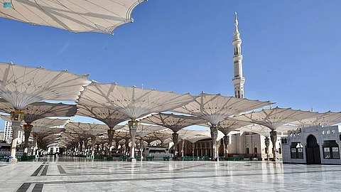 وفق أعلى معايير الجودة.. وكالة شؤون المسجد النبوي تُباشر تنفيذ خطتها التشغيلية لرمضان